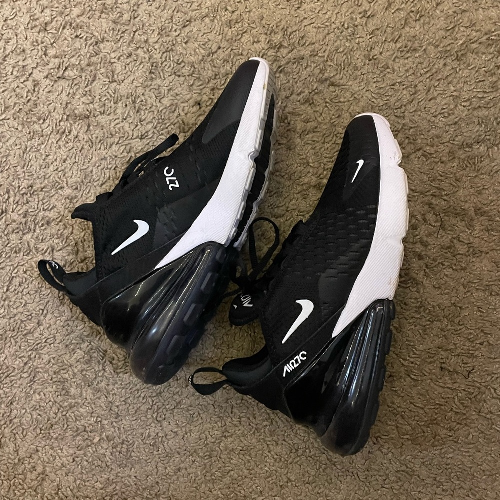 Like new Nike Air Max 270